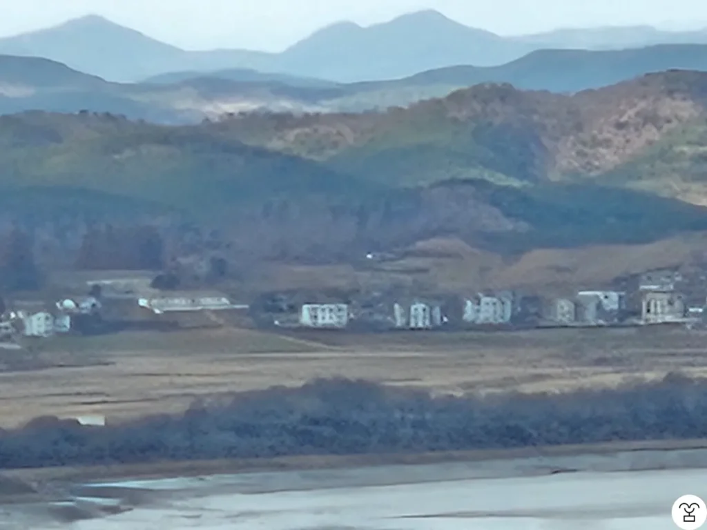 Mendung. Tidak bisa memperbesar kamera.